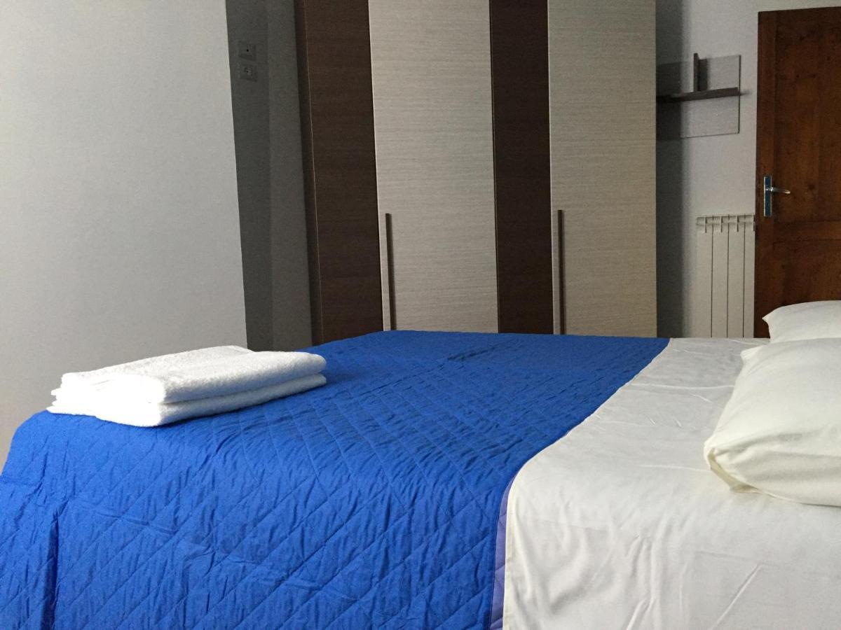 La Chicca B&B リヴォトルト エクステリア 写真
