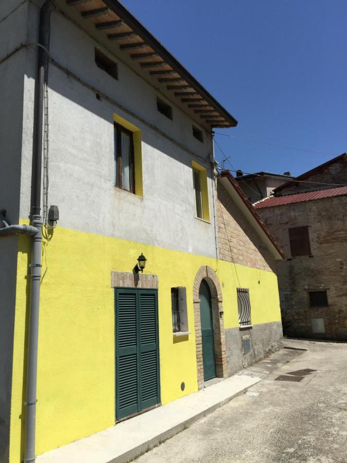 La Chicca B&B リヴォトルト エクステリア 写真